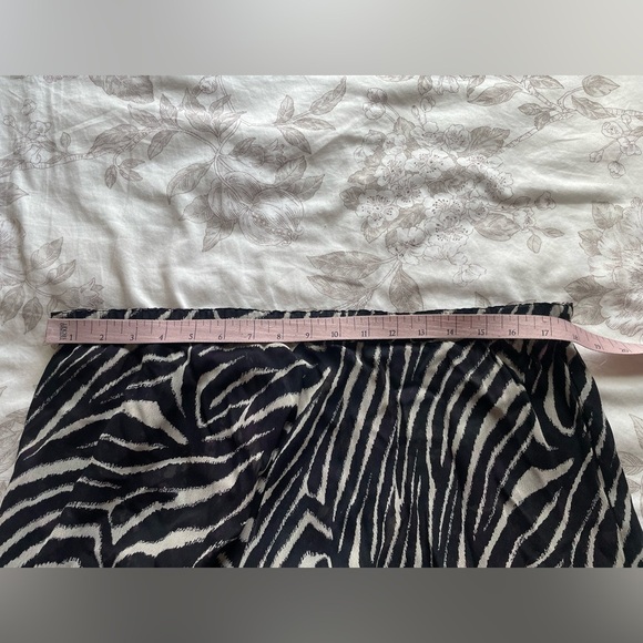 NWT Coldwater Creek Reversible Midi Skirt XL Dark Floral Animal Print Feminine - Picture 5 of 6